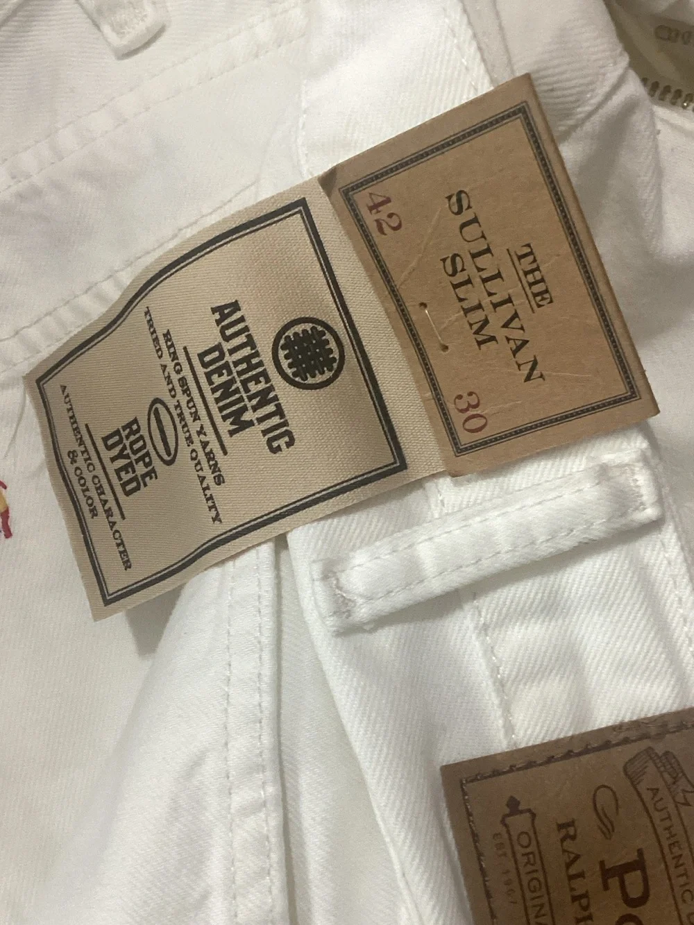 Polo by Ralph Lauren White Slim Jeans with Embroidered Polo Player THE SULLIVAN